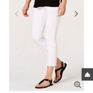 J Jill Authentic Fit Fringed Slim-Leg Crops